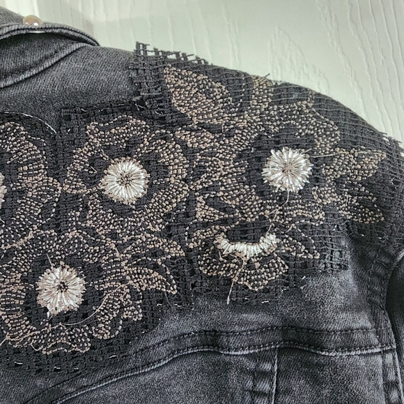 Grace in LA Stunning Black Denim Jacket Embellished with Lace and Embroidery Med - Picture 10 of 12